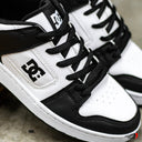 Tenis DC Manteca 4 White Black
