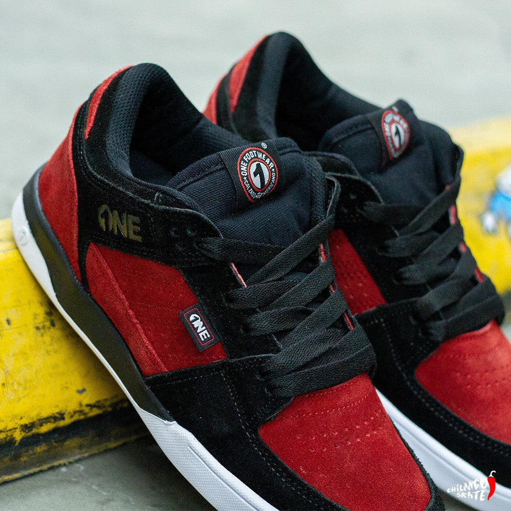 Tenis One 411 Low Red