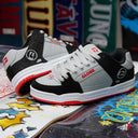 Tenis Globe Tilt Steel Black