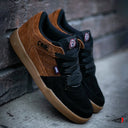 Tenis One 411 Low Dark Camel