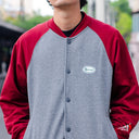 Varsity Benzaa Gris Vino