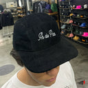 Gorra As de Paz 5 Panel Firma Pana Negra