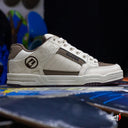 Tenis Globe Tilt Parchment