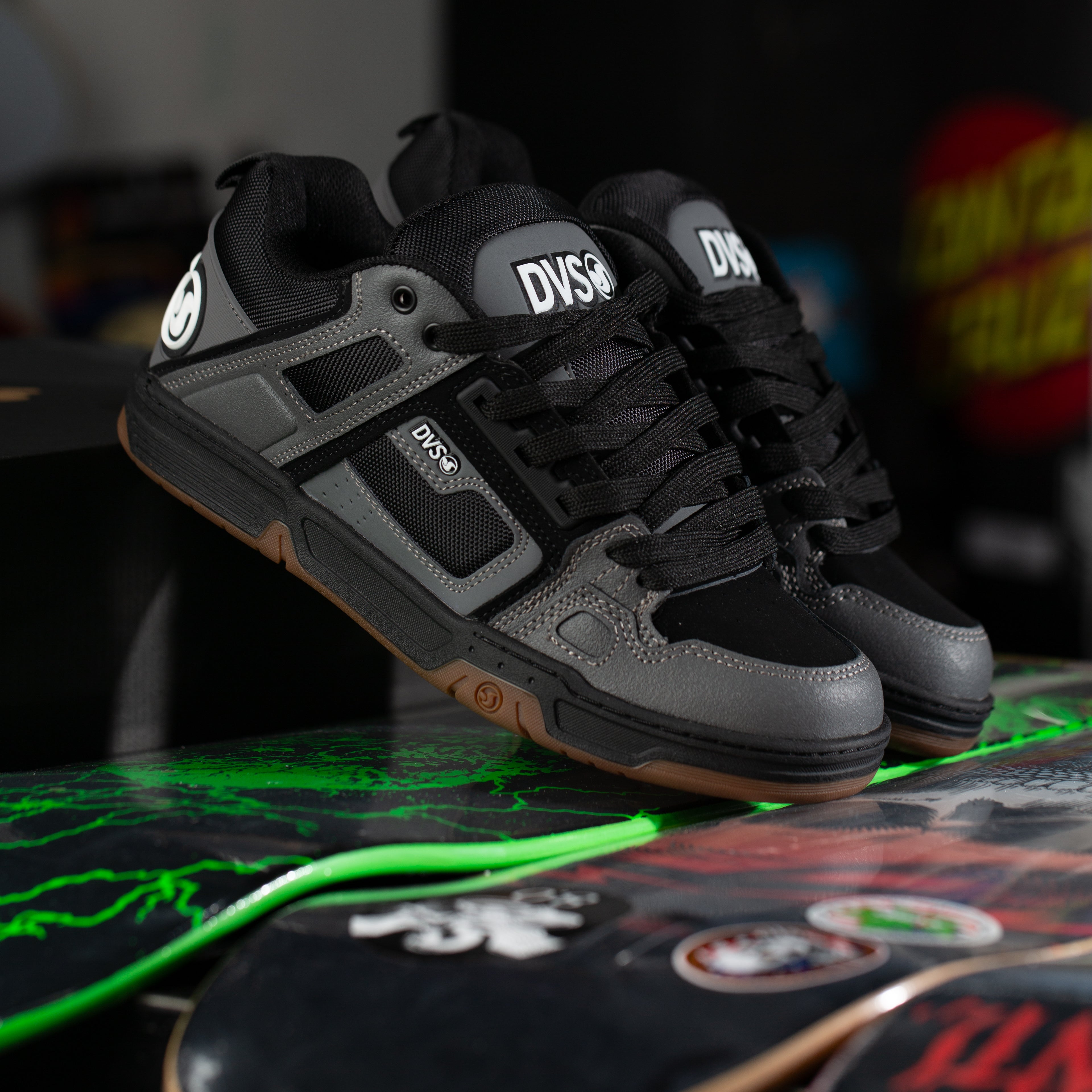 Tenis DVS Comanche Charcoal Black White – Chilango Skate