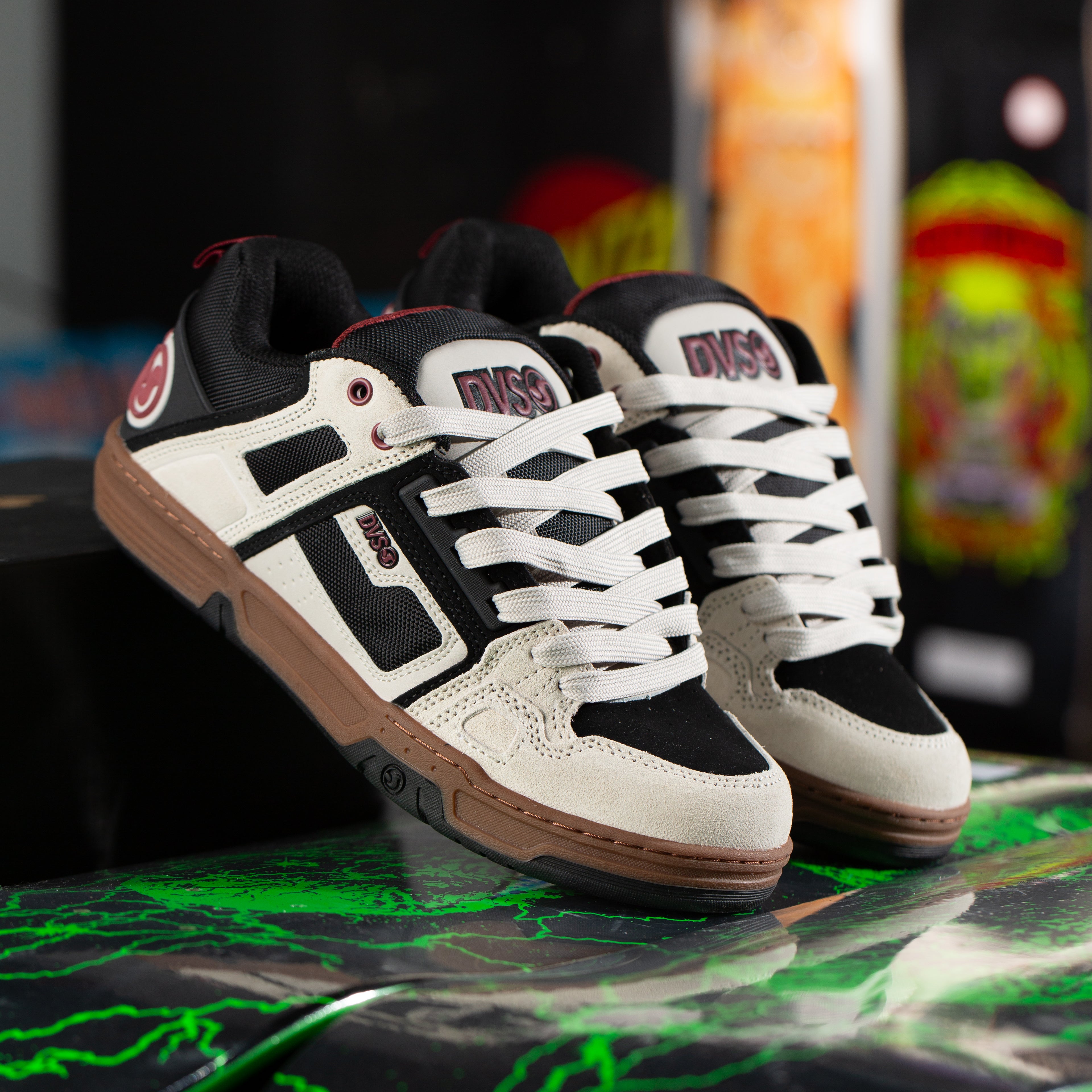Tenis DVS Comanche Silver Grey Black Ruby – Chilango Skate