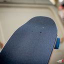 Patineta Cruiser Santa Cruz Street Skate Screaming Hand Purple 8.4 X 29.4"