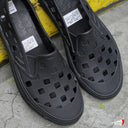 Trek Vans Surf Slip On Black