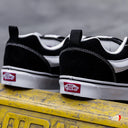 Tenis Vans Knu Skool Black White