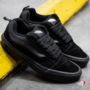 Tenis Vans Knu Skool Black Black