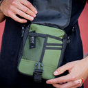 Shoulderbag Benzaa Broche Negra Verde