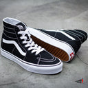 Tenis Vans SK8 HI Black And White Canvas
