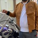 Chamarra As de Paz Varsity Logo Bordado Oro
