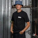 Playera Hockey x Independent Black