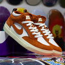 Tenis Nike SB React Leo Dark Russet