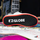 Tenis Globe Tilt Steel Black