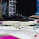 Tenis Globe Gillette Black Suede