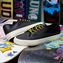 Tenis Globe Gillette Black Leather