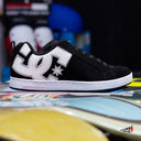 Tenis DC Womens Court Graffik Black White Stencil