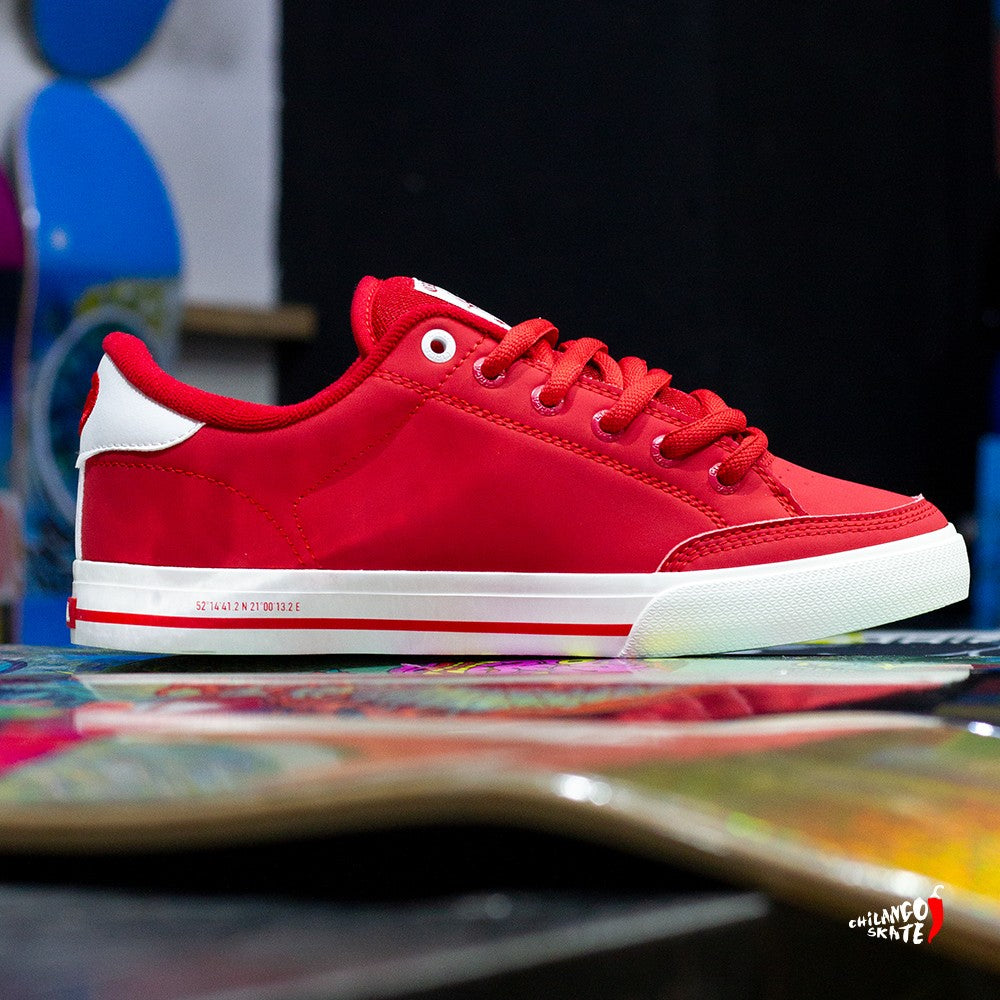 Zapatillas Talla 50 Tenis Skate C1RCA AL 50 Mujer, Color Vino