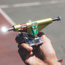 Trucks Trucks Venture x Shake Junt