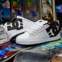 Tenis DC Court Graffik White Black