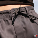 Pantalón Copal Gris Hilos Negros