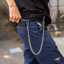 Cartera Wild de Piel Negra con Hilos Blancos