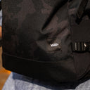 Mochila Vans Omit Black Camo