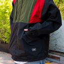 Chamarra Rompevientos Benzaa Verde Rojo Negro Zip