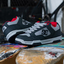 Tenis DC Coiler Grey Black Red Leather