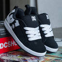 Tenis DC Court Graffik Black White Kids