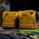 Tenis Globe Tilt Honey Gum
