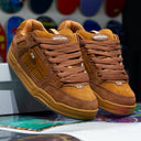 Tenis Globe Tilt Prime Rust Brown