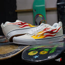 Tenis Vans Knu Skool Flame White