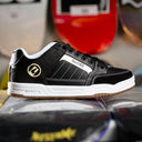 Tenis Globe Tilt Black White Stitch